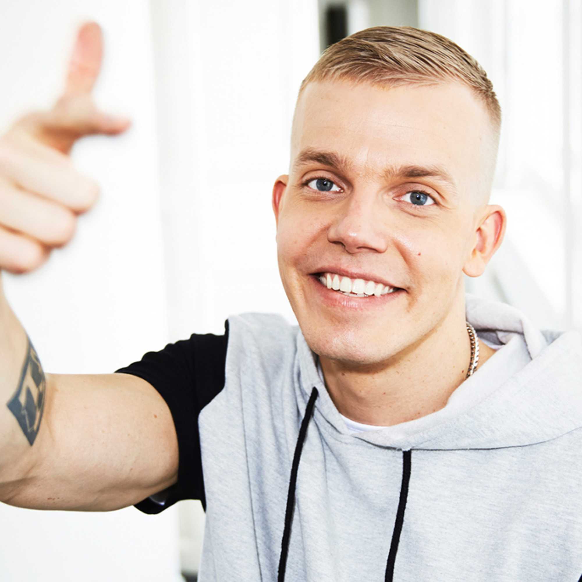 elastinen yliannostelin treeni ja noudatin huru elastinen yliannostelin treeni ja noudatin huru